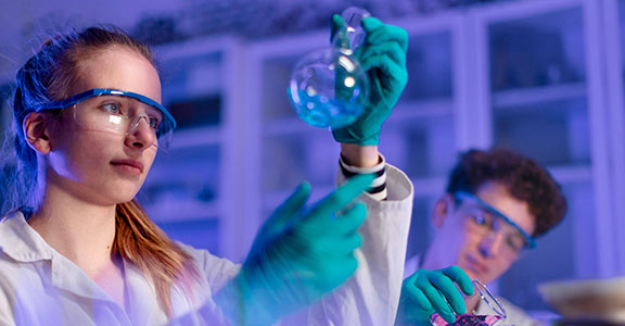 Tecnologie che non aspettano: l’accesso anticipato al futuro industriale