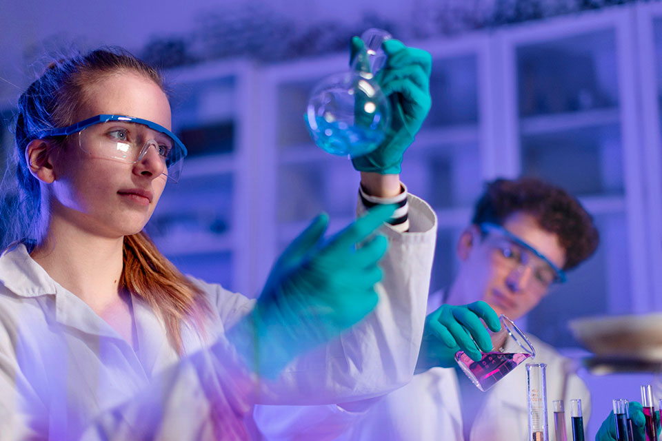 Tecnologie che non aspettano: l’accesso anticipato al futuro industriale