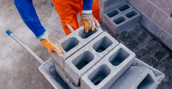 Ccnl laterizi e manufatti cementizi 31-10-2025: prenotazione testo a stampa