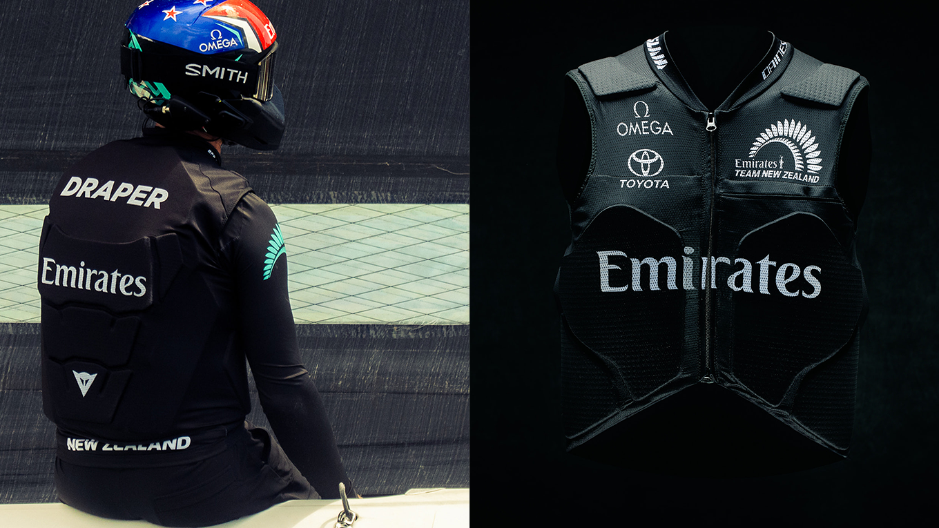 Dainese rinnova con Emirates Team New Zealand per l’America’s Cup di Napoli 2027