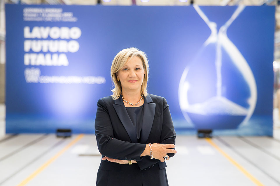 2035, stop benzina-diesel: "L’ideologia ha battuto la razionalità. Avrà ripercussioni gravi"